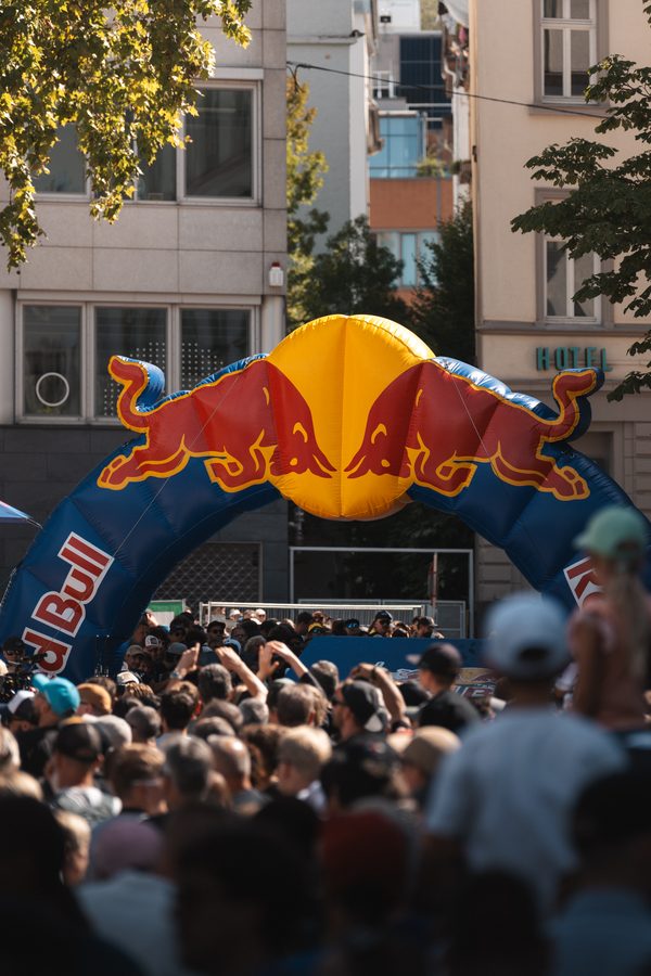 Sportfotografie Mountainbike Downhill Red Bull Cerro Abajo – Bild 11